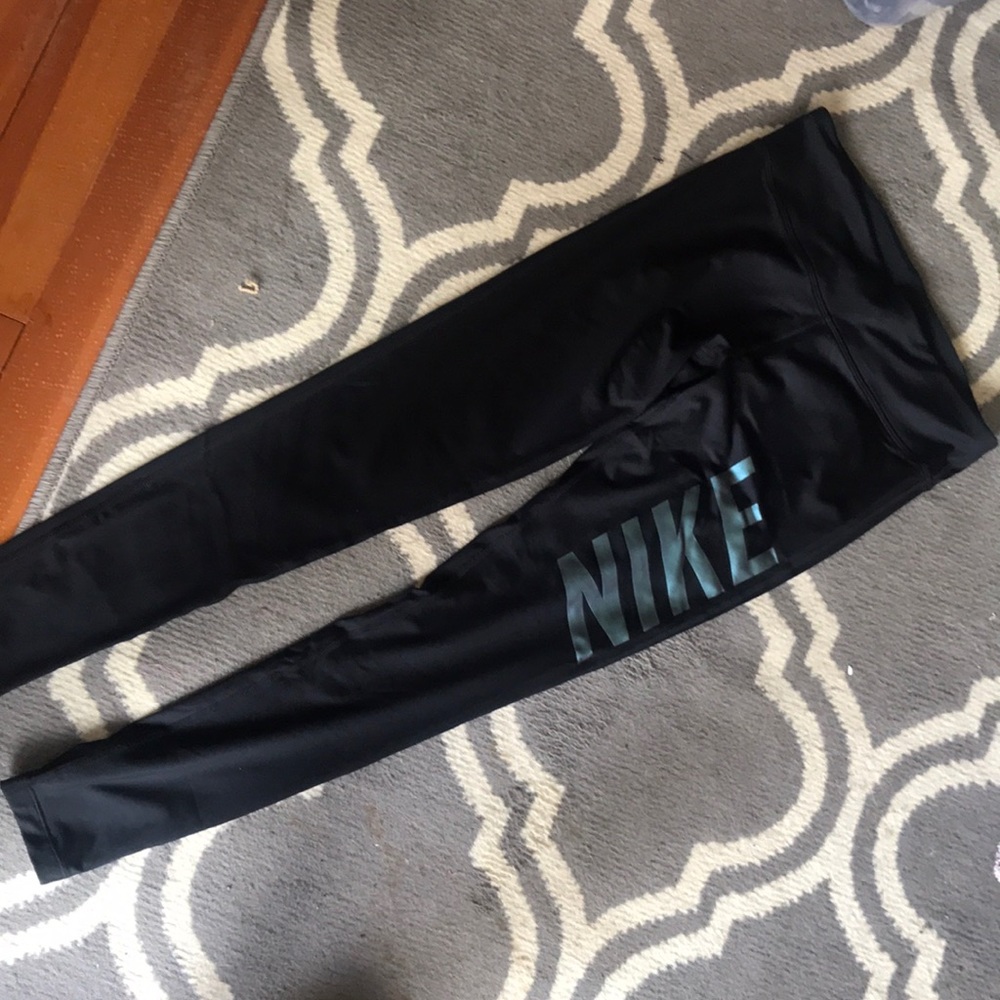 Nike dry fit leggings